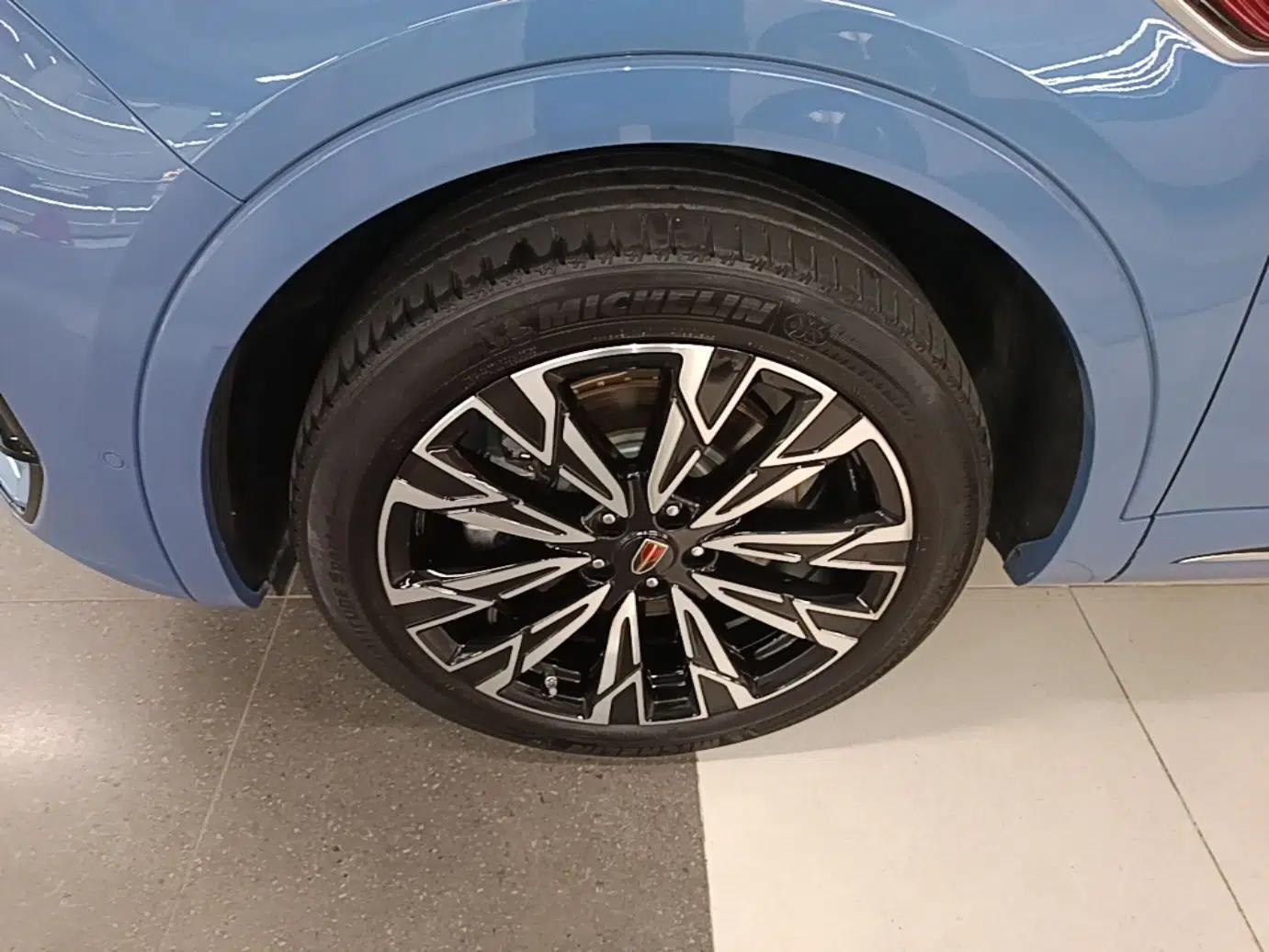 Hongqi HS5 2023 2.0T Four-Wheel Drive Flagship Pro Edition — миниатюра 10