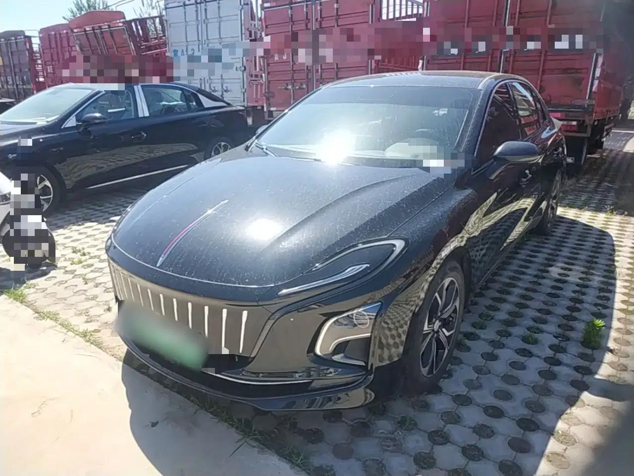 Hongqi E-QM5 2023 Revised Version Basic Travel Edition — миниатюра 1