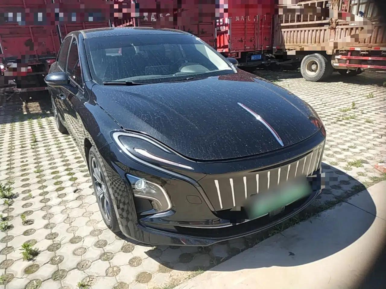 Hongqi E-QM5 2023 Revised Version Basic Travel Edition — миниатюра 3