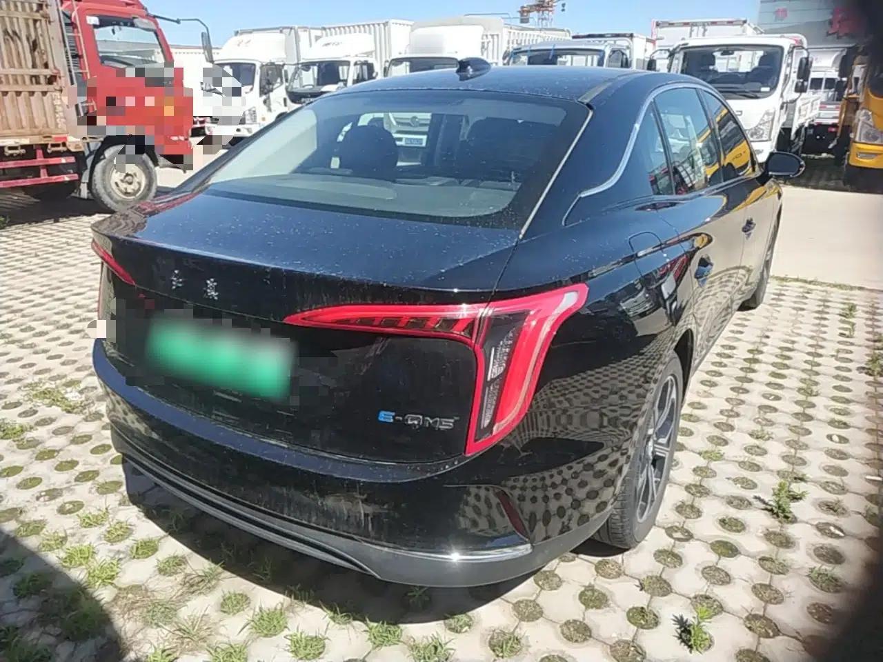Hongqi E-QM5 2023 Revised Version Basic Travel Edition — миниатюра 6