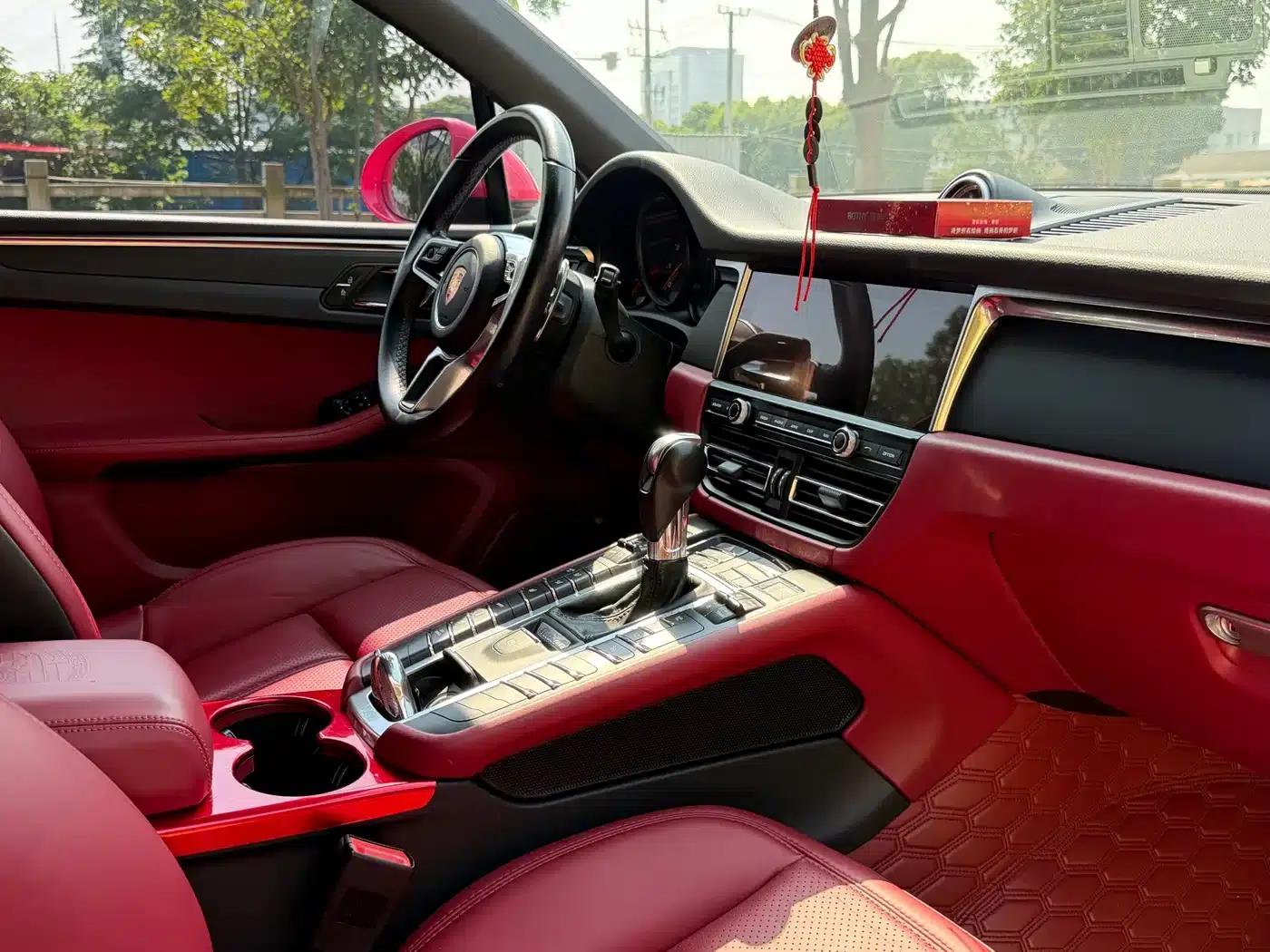 2020 Macan 2.0T — миниатюра 4
