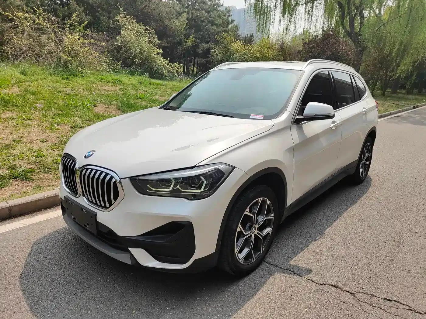BMW X1 2021 Facelift sDrive25Li Leading Edition — миниатюра 1