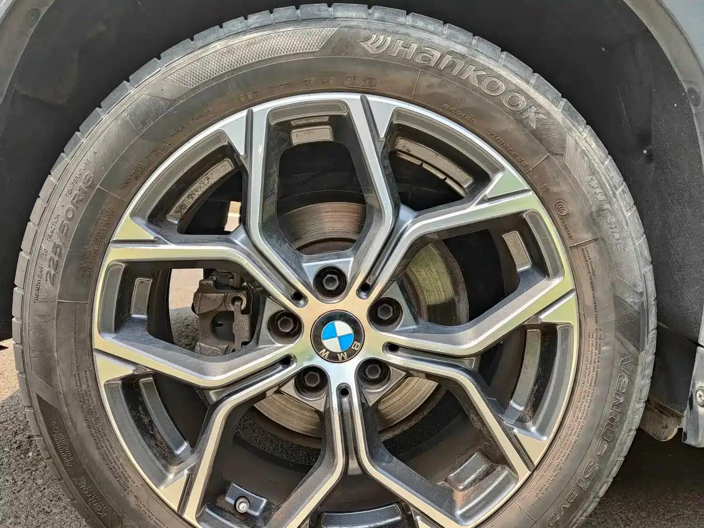 BMW X1 2021 Facelift sDrive25Li Leading Edition — миниатюра 8
