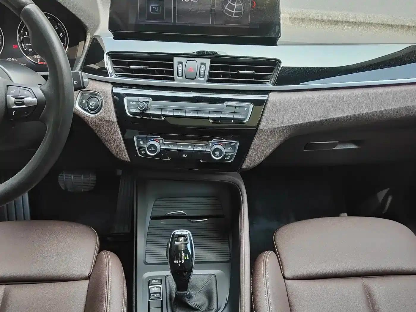 BMW X1 2021 Facelift sDrive25Li Leading Edition — миниатюра 10