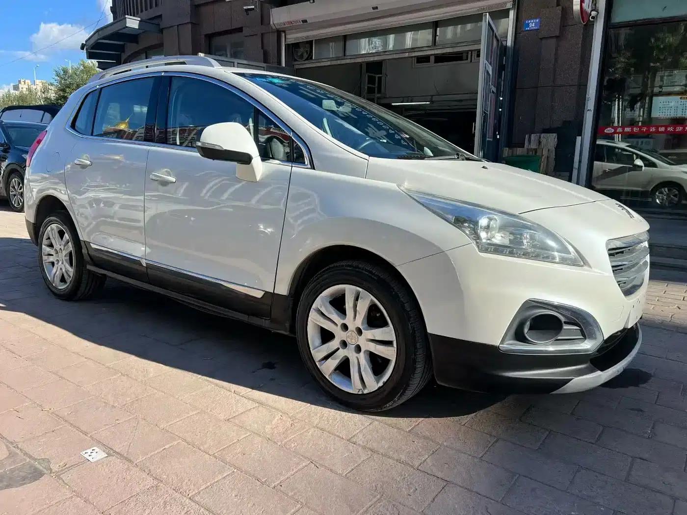 Peugeot 3008 2015 2.0L Automatic Trend Edition — миниатюра 3