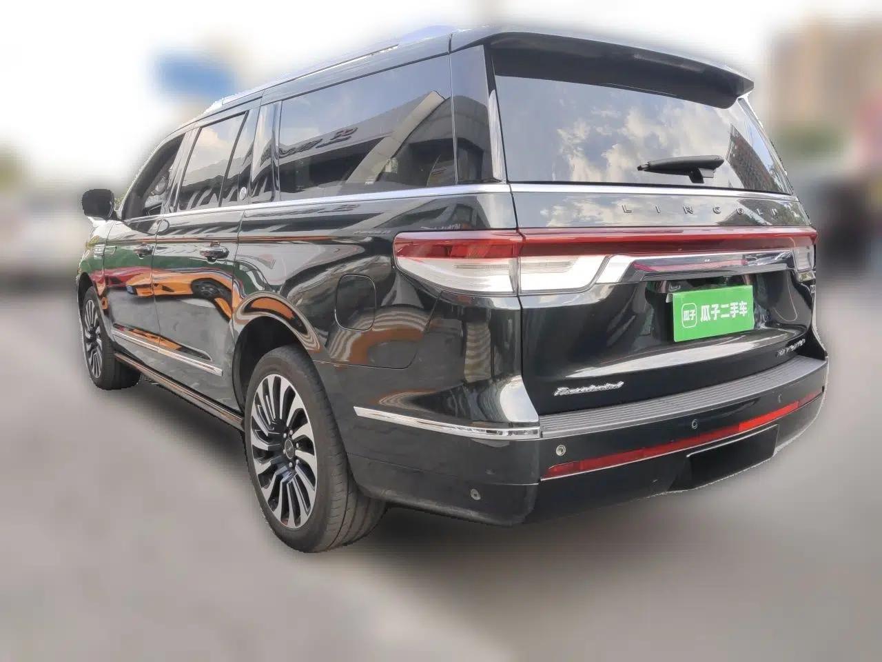 Lincoln Navigator — миниатюра 4