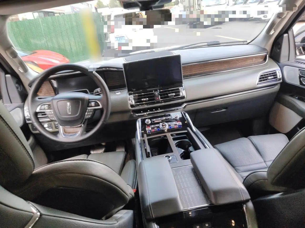 Lincoln Navigator — миниатюра 9