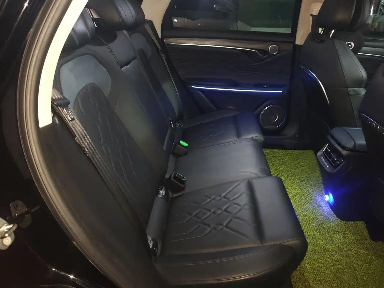 VOYAH FREE 2021 Four-Wheel Drive Standard Range-Extended Exclusive Luxury Package — миниатюра 17