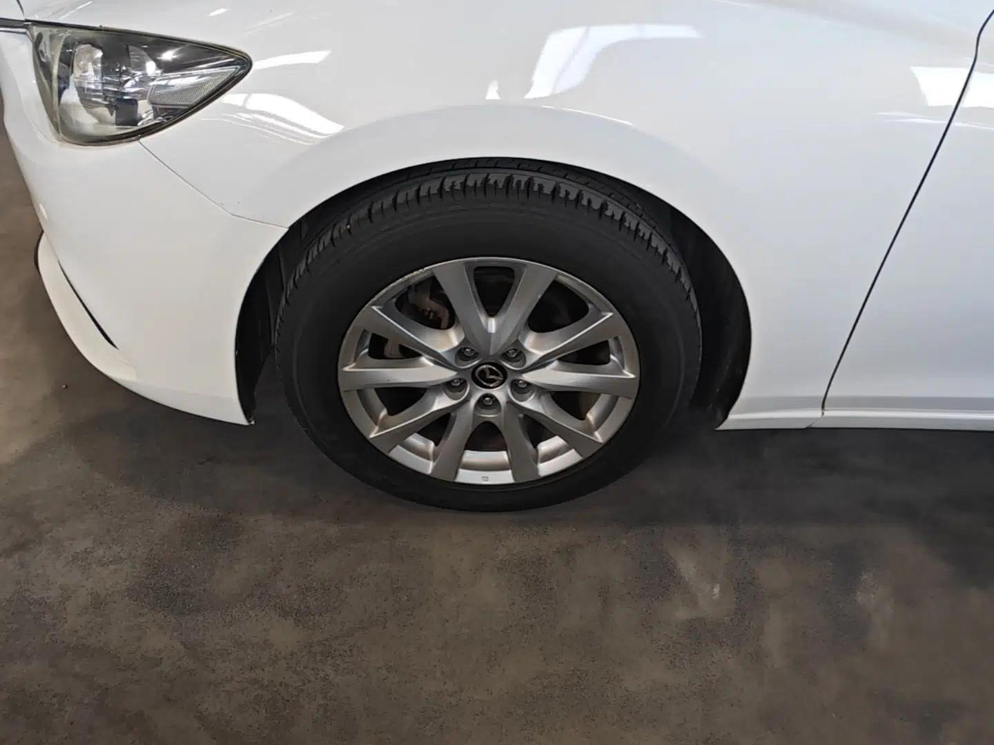 Mazda Atenza 2014 2.0L Blue Sky Luxury Edition — миниатюра 10