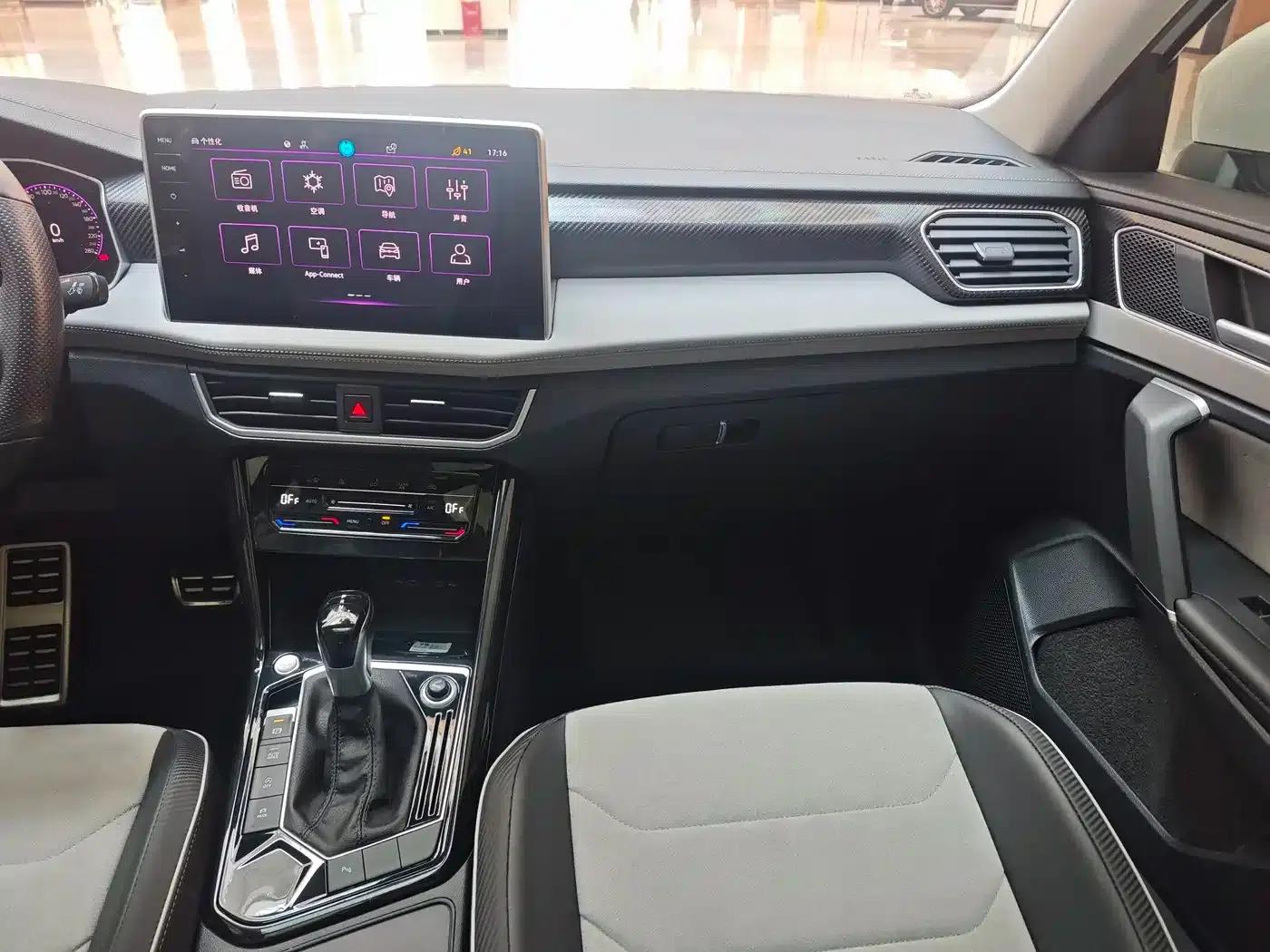 Tayron X 2023 330TSI 2WD Premium High-Performance Edition — миниатюра 16