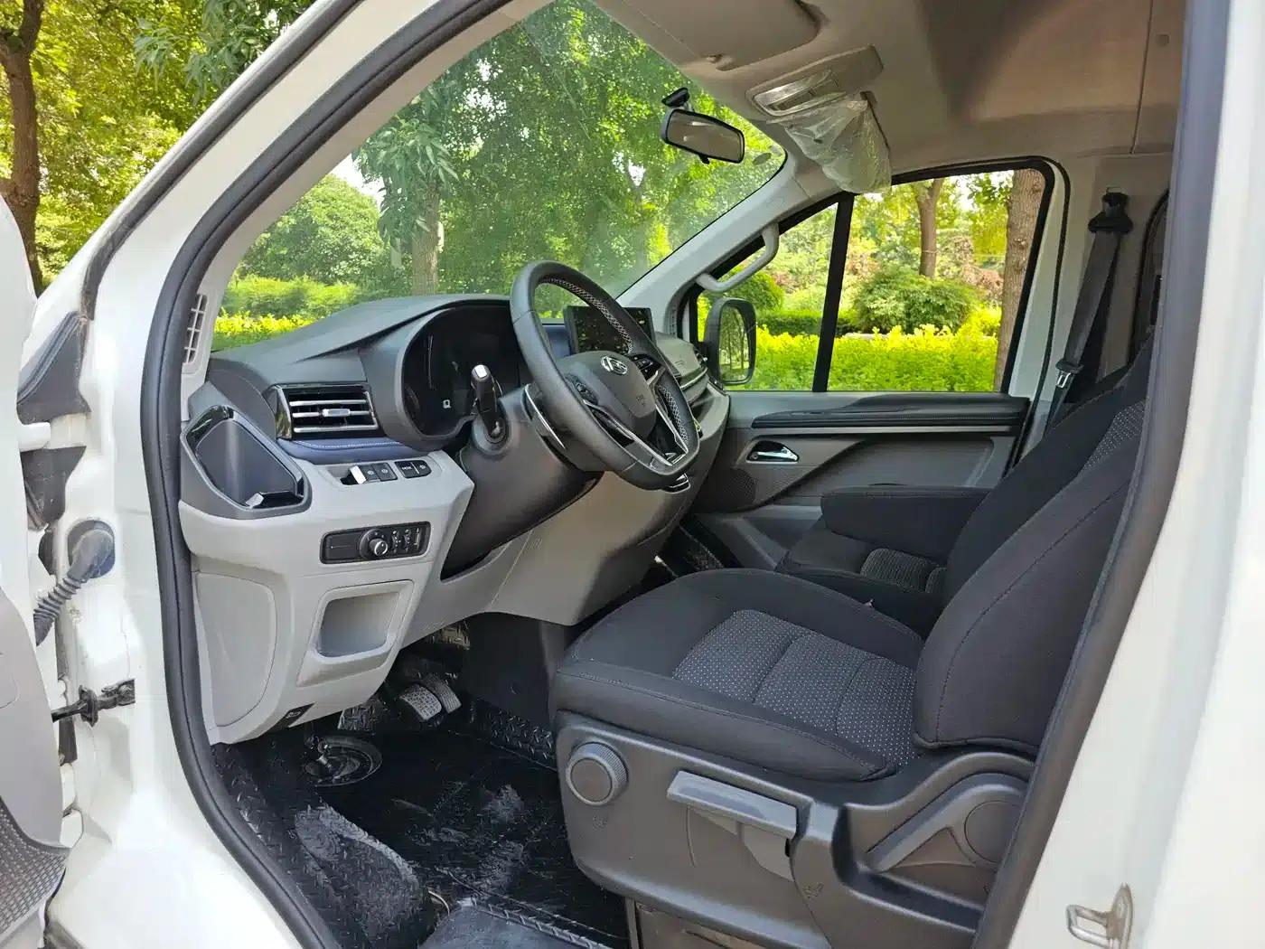 Xintu V70 2023 2.0T Elite Edition Automatic Long Wheelbase Mid-Roof 6/7 Seats — миниатюра 12