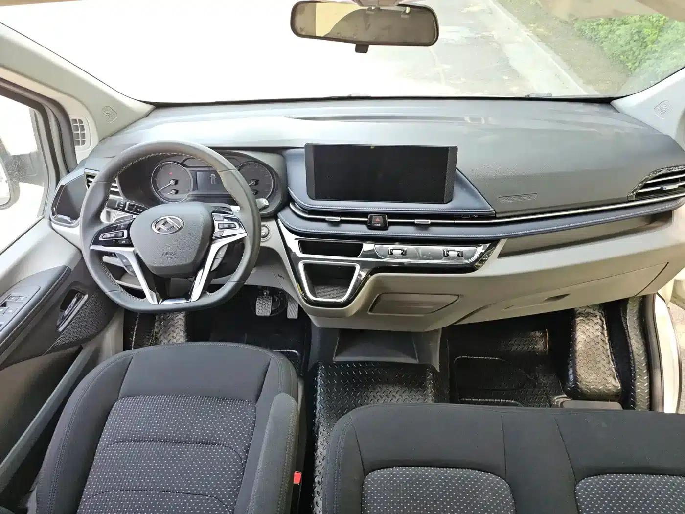 Xintu V70 2023 2.0T Elite Edition Automatic Long Wheelbase Mid-Roof 6/7 Seats — миниатюра 10