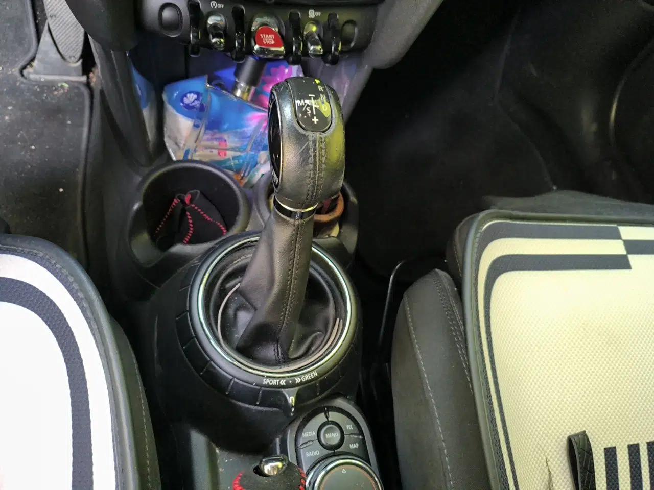 MINI 2016 1.5T COOPER Pioneer Edition Five-Door Model — миниатюра 14