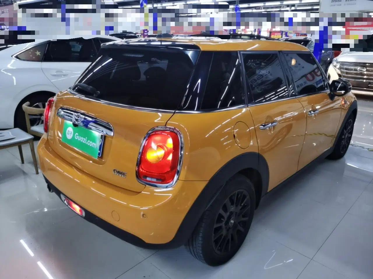 MINI 2018 1.5T ONE PLUS Five-Door Edition — миниатюра 6