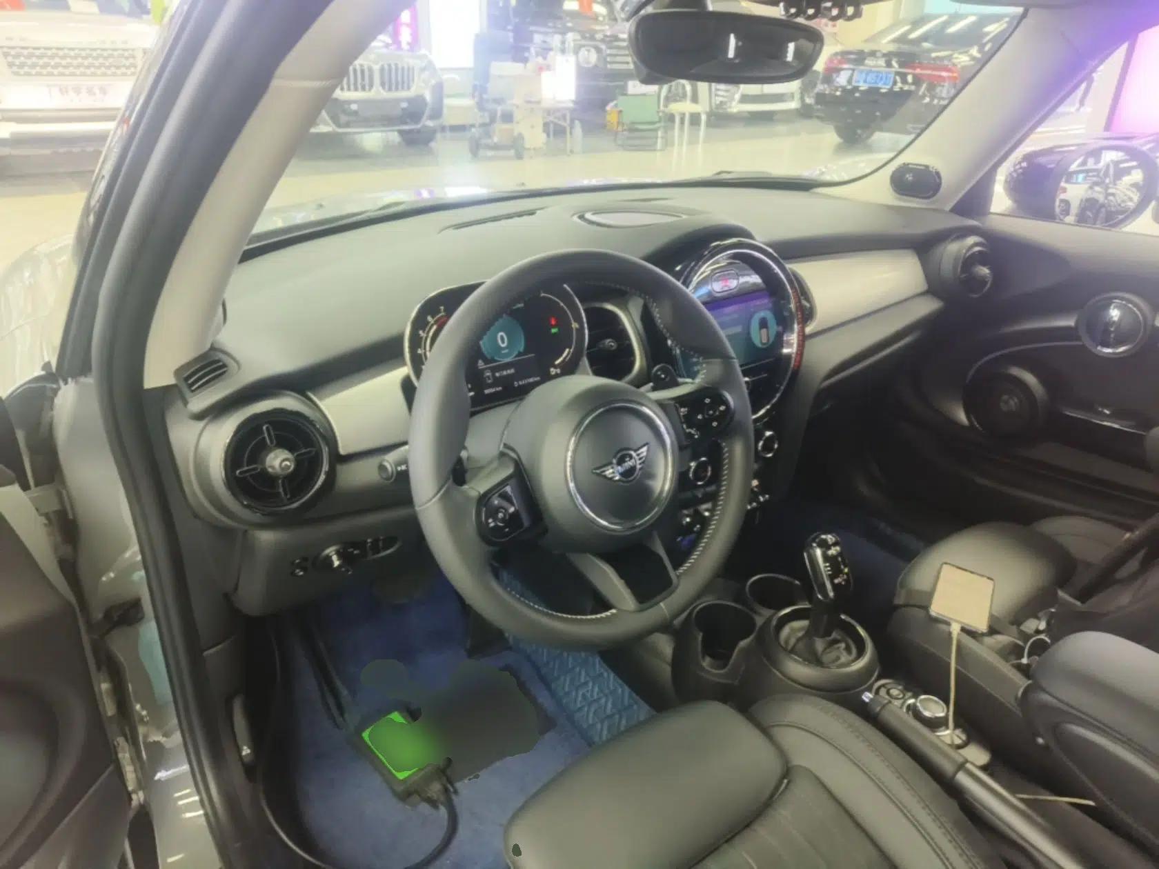MINI 2022 2.0T COOPER S CABRIO Artist — миниатюра 17