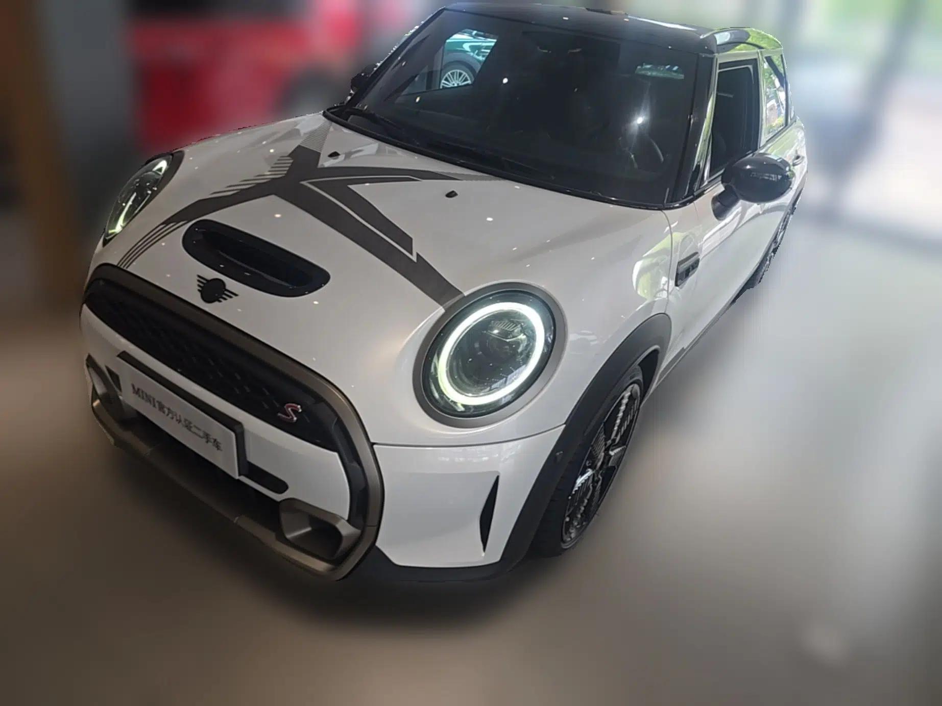 MINI 2023 Facelift 2.0T COOPER S Artist Five-Door Edition — миниатюра 1
