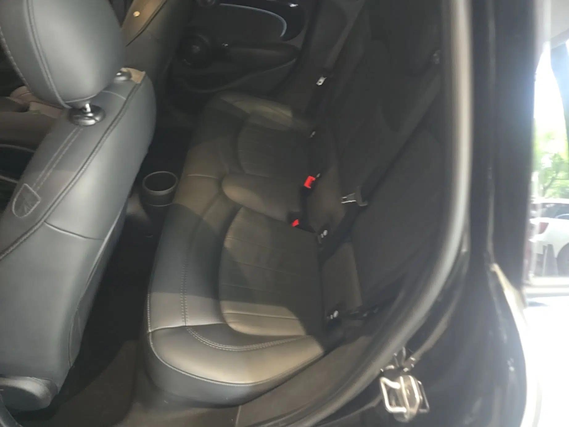 MINI 2023 Facelift 2.0T COOPER S Artist Five-Door Edition — миниатюра 20