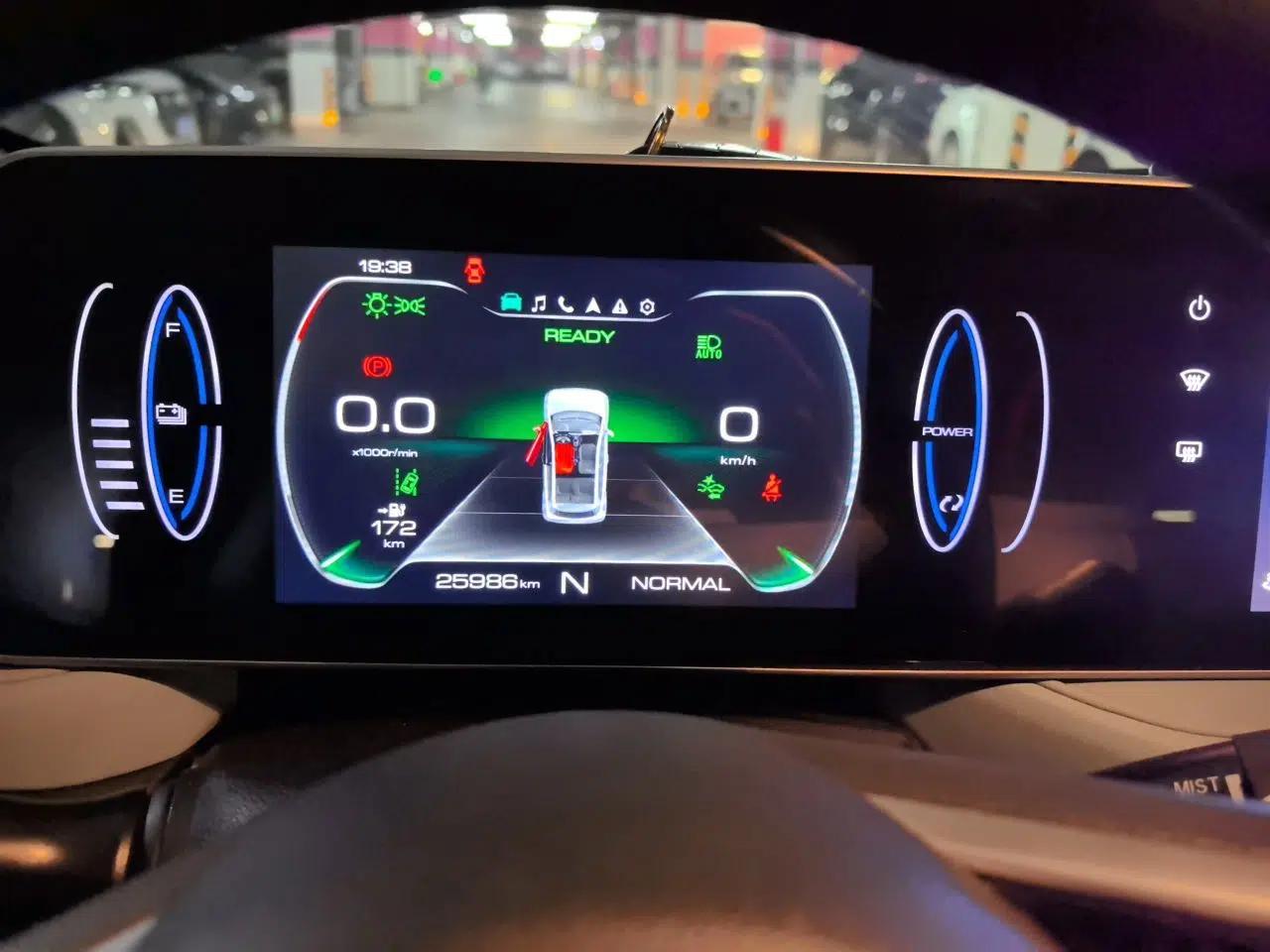 ORA Black Cat 2022 405 km Long-Range Version Ternary Lithium — миниатюра 11