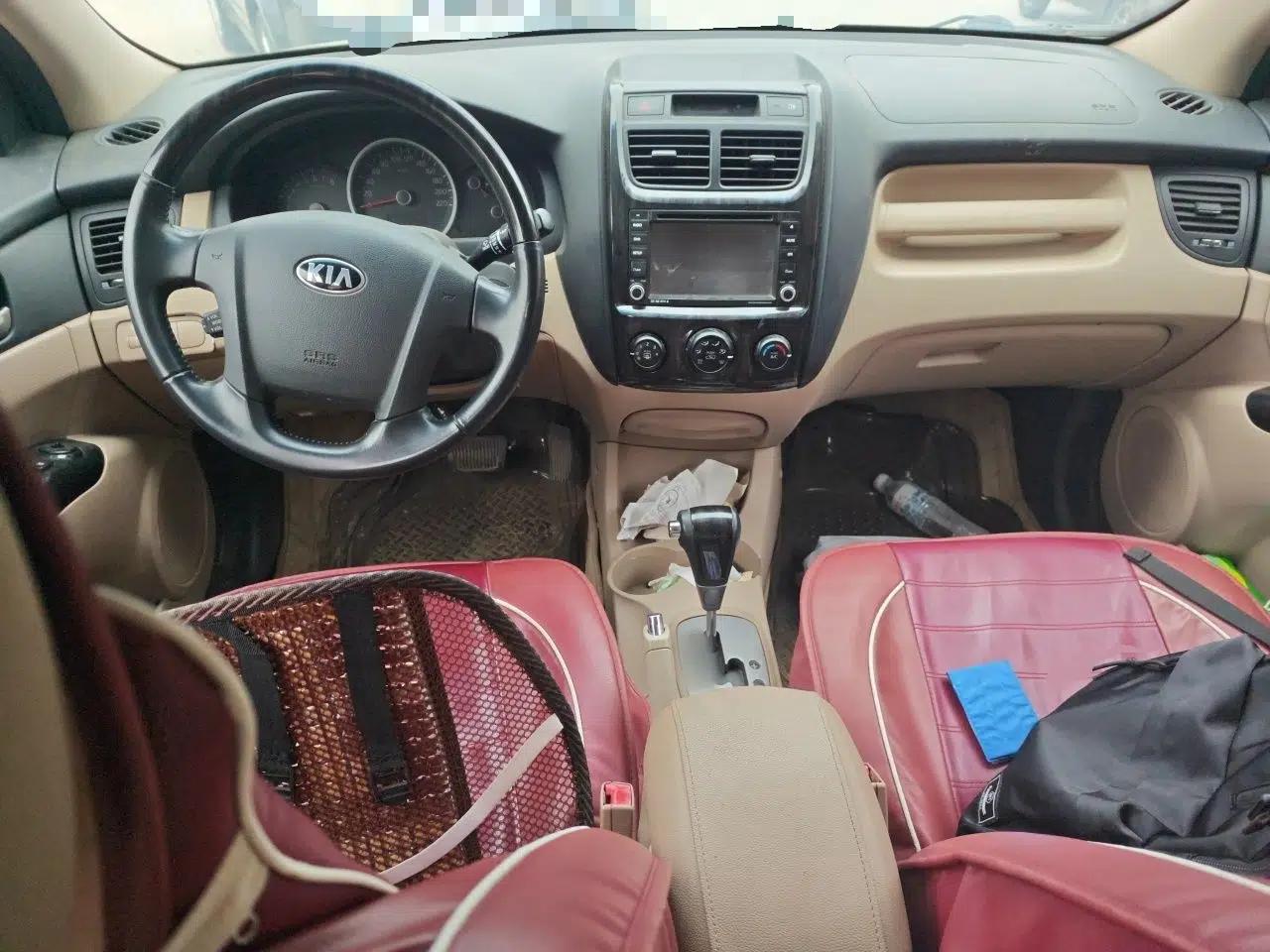 Kia Sportage 2013 2.0L Automatic Two-Wheel Drive GL Trim — миниатюра 9