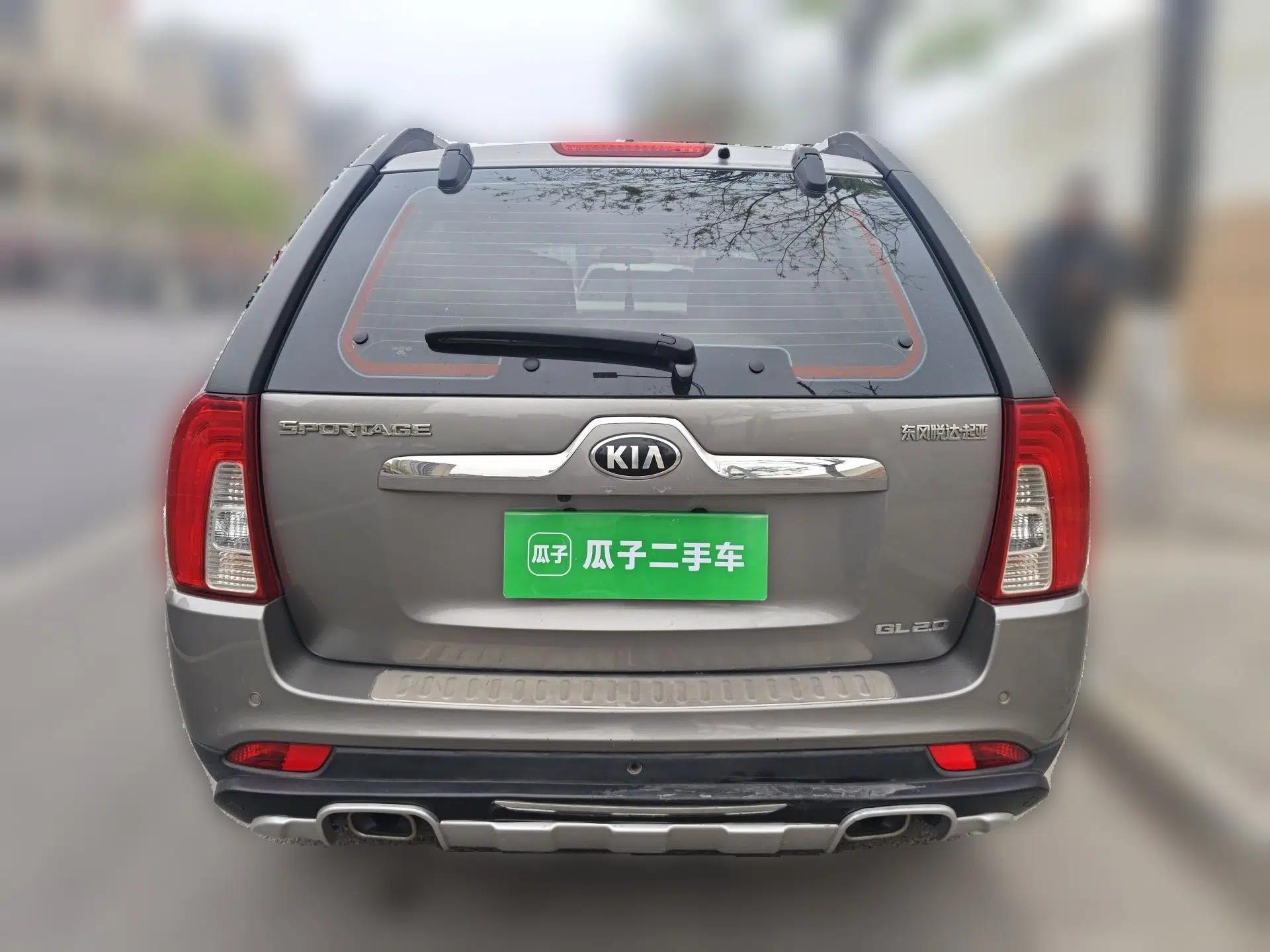 Kia Sportage 2013 2.0L Automatic Two-Wheel Drive GL Trim — миниатюра 5