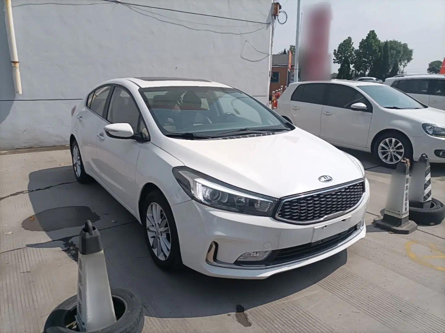 Kia K3 2016 1.6L Automatic GLS — миниатюра 3