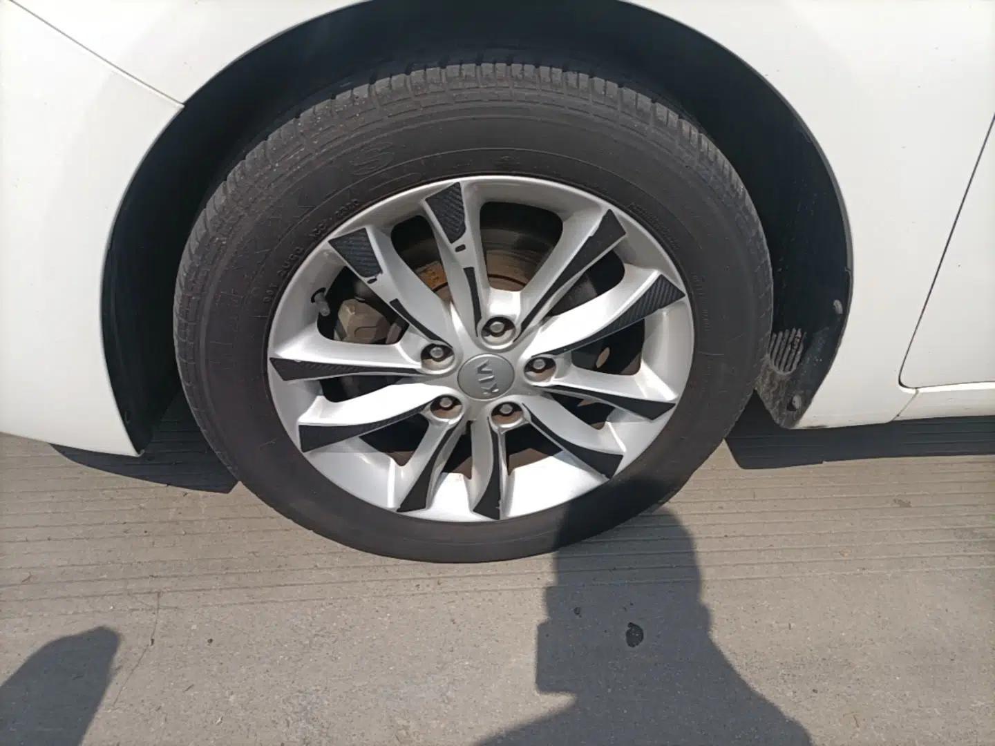 Kia K3 2016 1.6L Automatic GLS — миниатюра 10