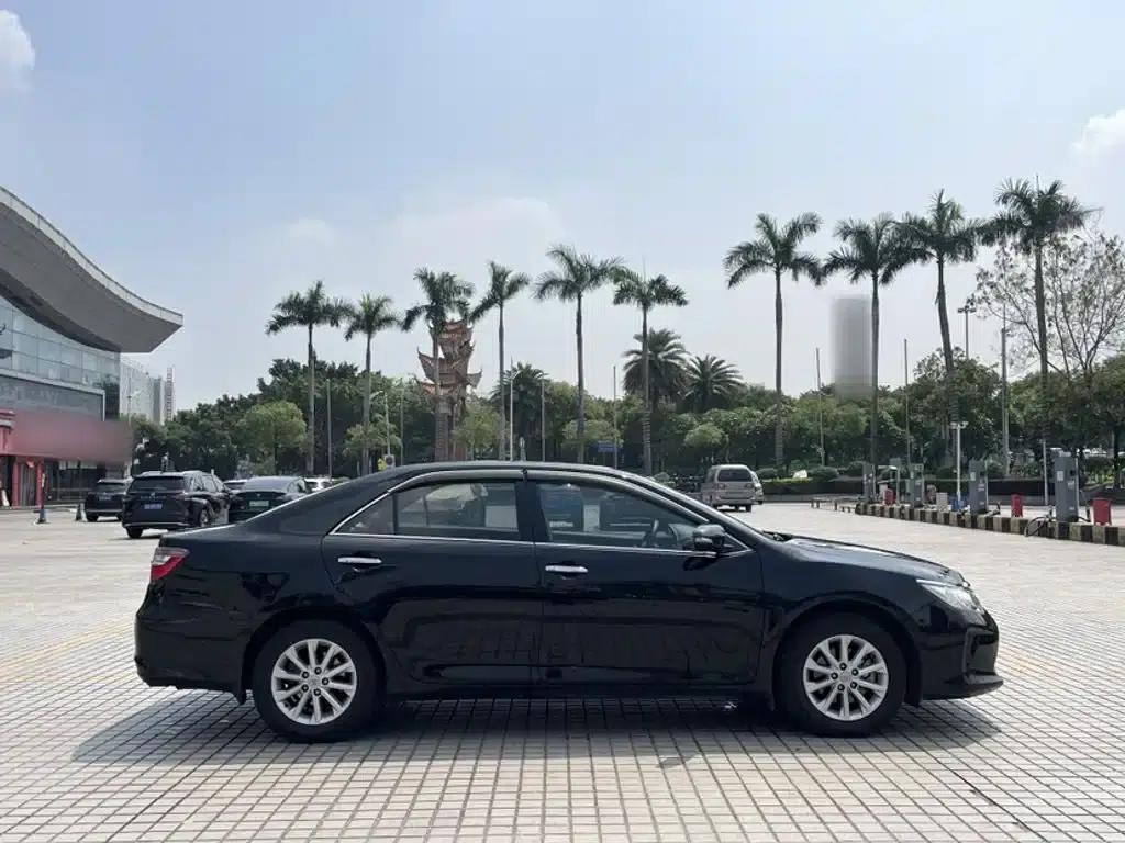 2015 Camry 2.0G Luxury Edition — миниатюра 19