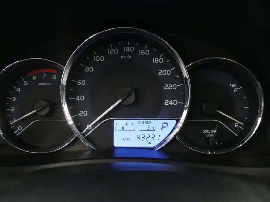 Levin 2017 Facelift 185T CVT Elite Edition (National V Emission Standard) — миниатюра 7