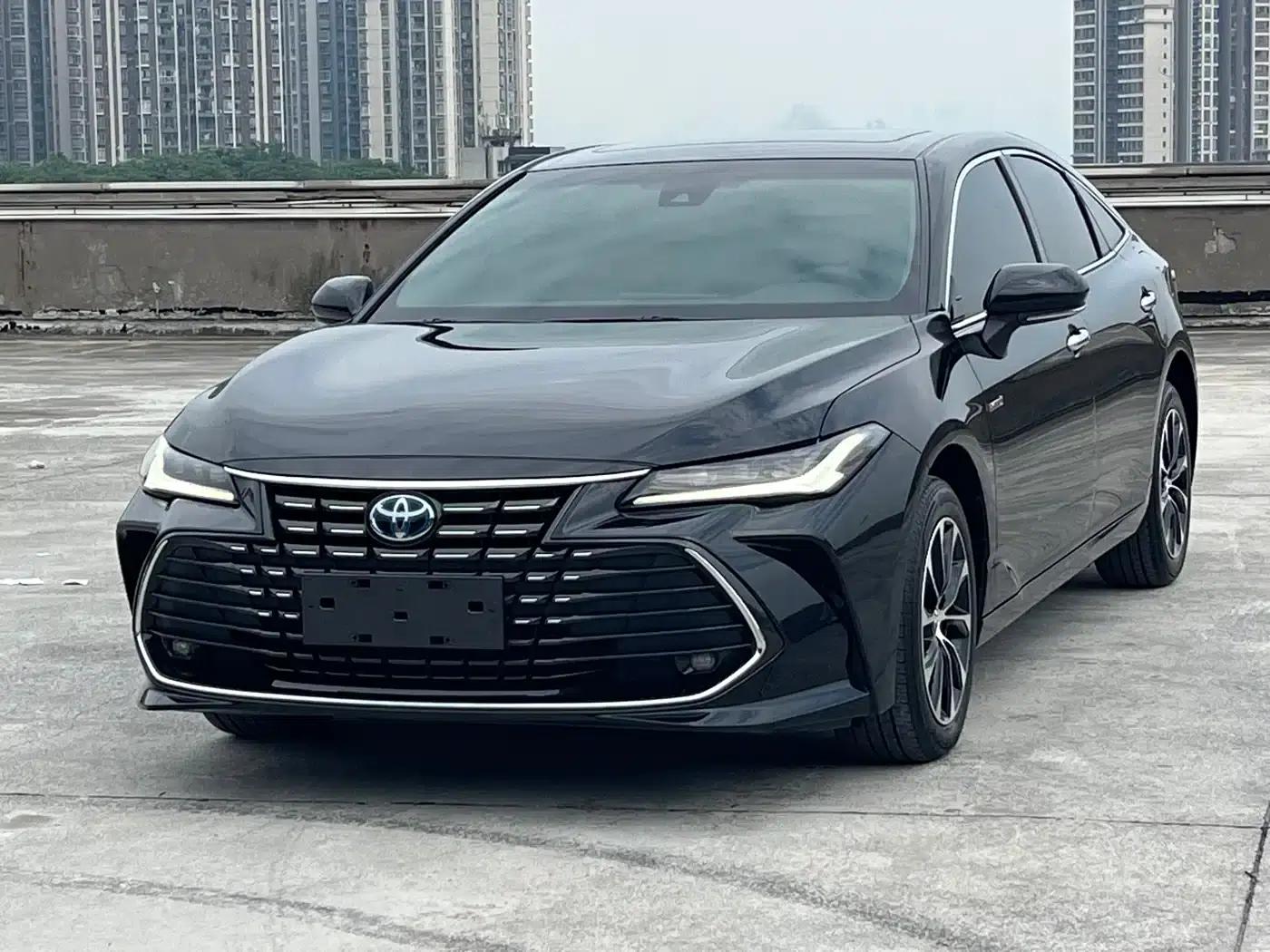 2023 Toyota Avalon Hybrid 2.5L Luxury Edition — миниатюра 1
