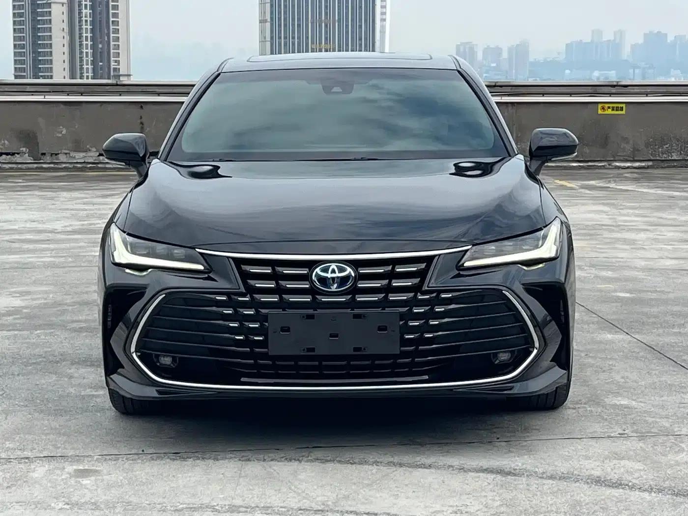 2023 Toyota Avalon Hybrid 2.5L Luxury Edition — миниатюра 2