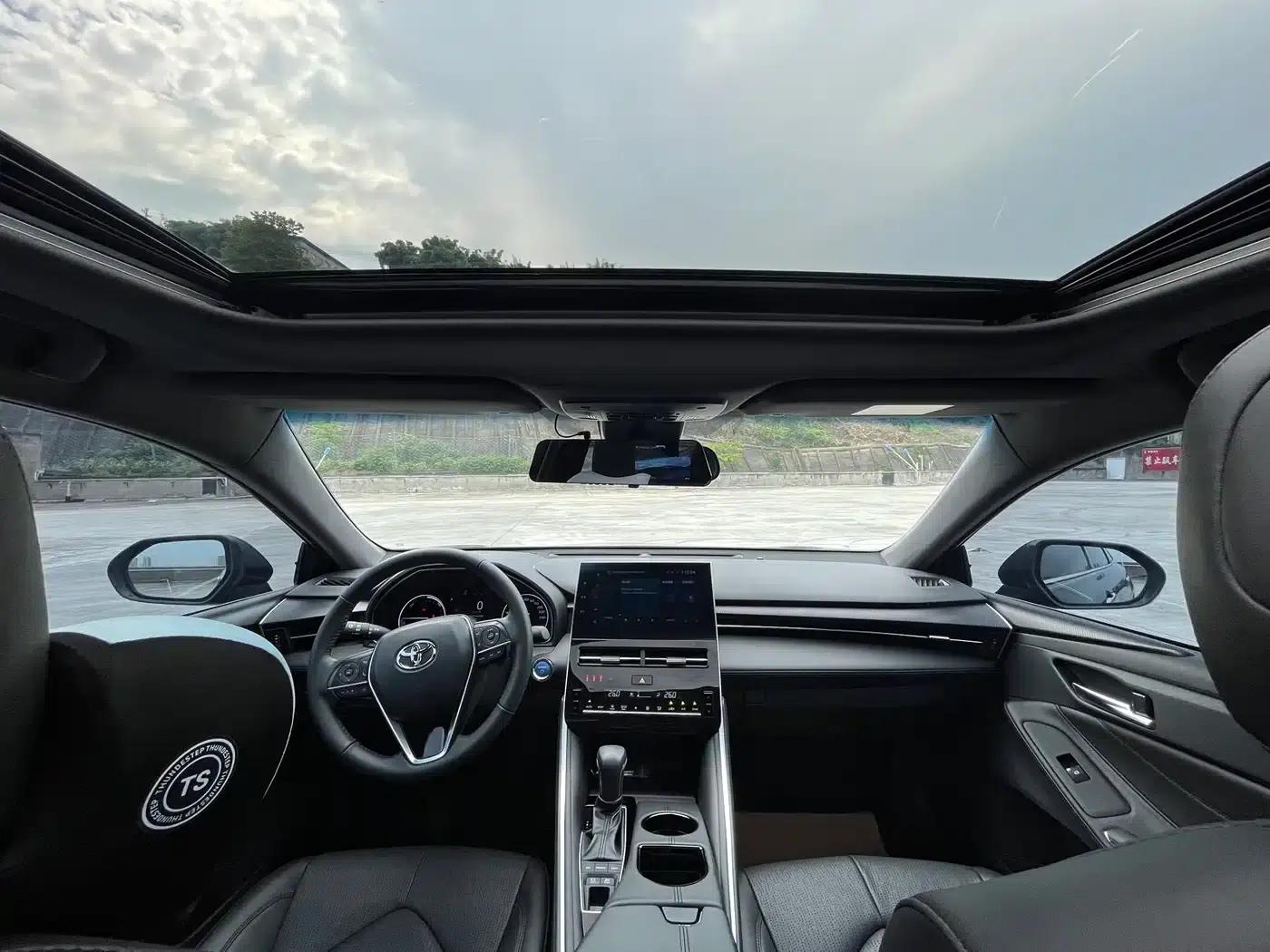 2023 Toyota Avalon Hybrid 2.5L Luxury Edition — миниатюра 7