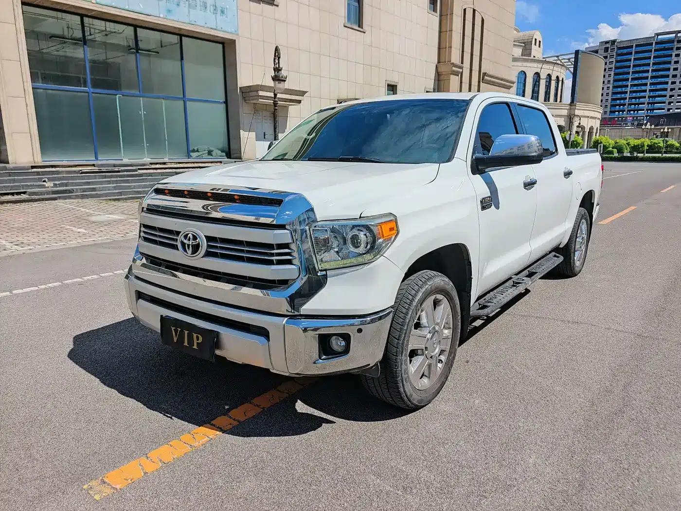 2014 Tundra 5.7L 1794 Edition — миниатюра 1