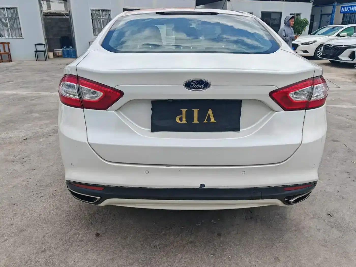 2013 Ford Mondeo 2.0L GTDi200 Fashion Edition — миниатюра 8