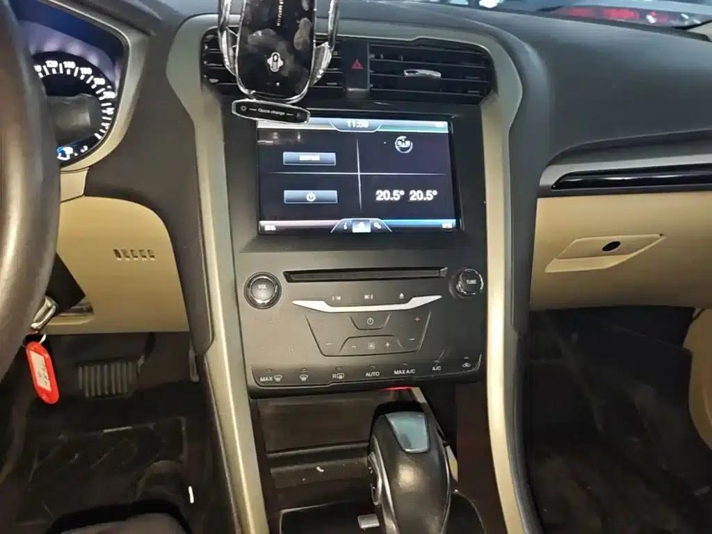 2013 Ford Mondeo 1.5L GTDi180 Fashion Edition — миниатюра 13