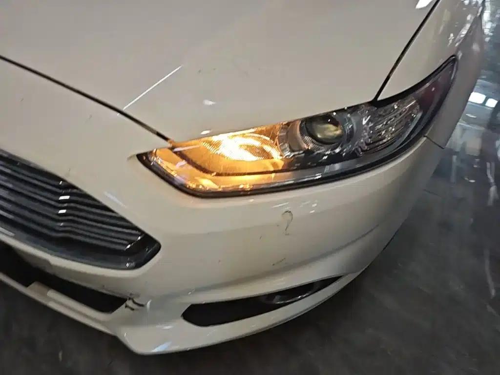 2013 Ford Mondeo 1.5L GTDi180 Fashion Edition — миниатюра 24