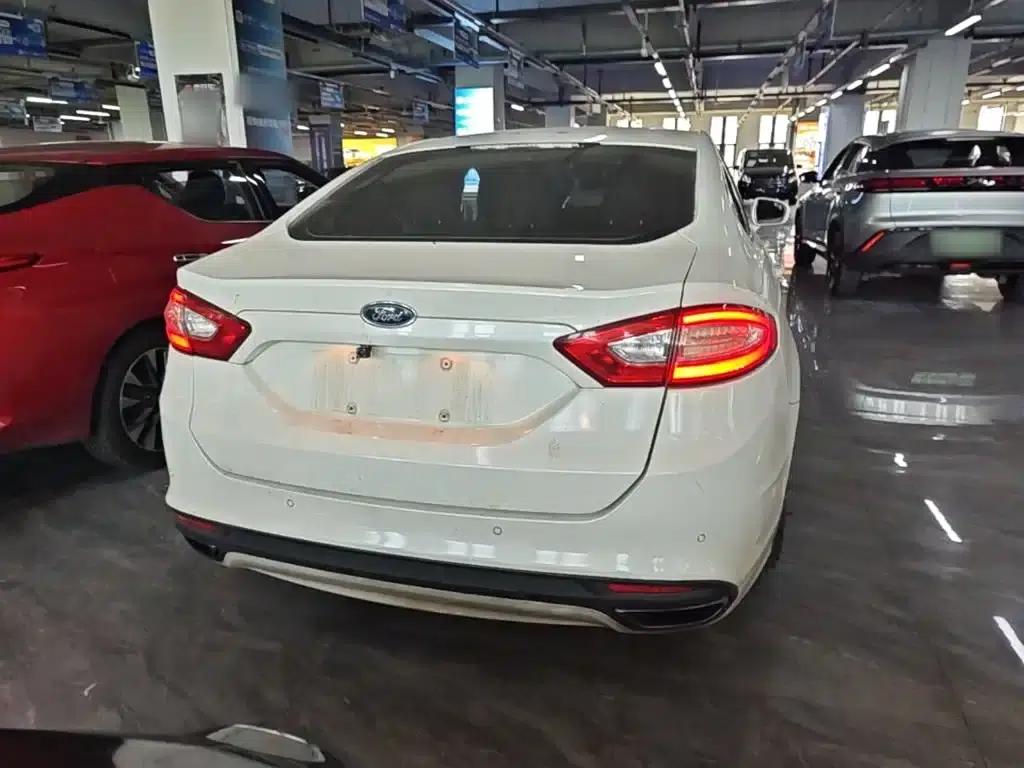 2013 Ford Mondeo 1.5L GTDi180 Fashion Edition — миниатюра 6