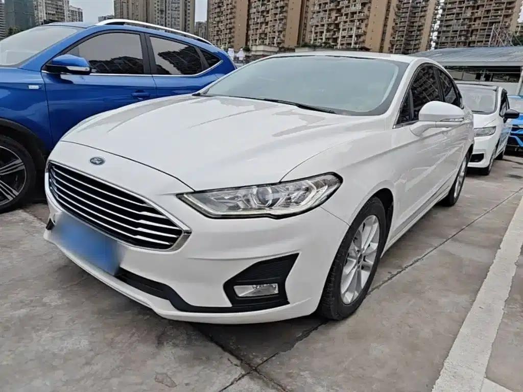 2020 Ford Mondeo EcoBoost 180 Fashion Edition — миниатюра 1