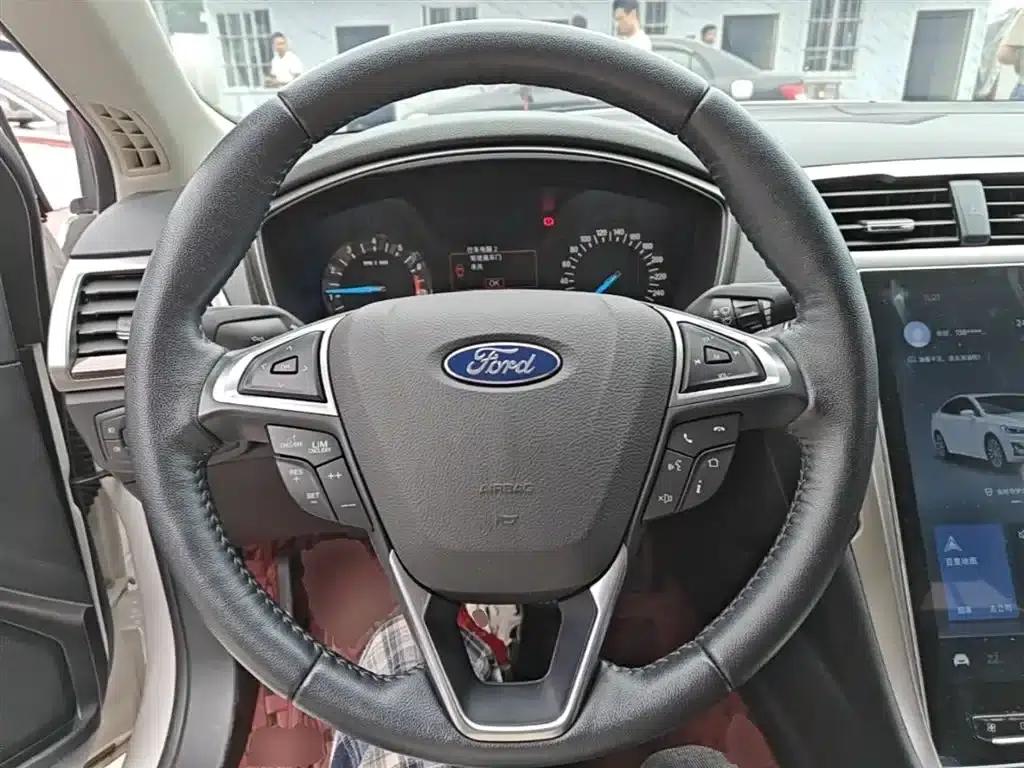 2020 Ford Mondeo EcoBoost 180 Fashion Edition — миниатюра 11