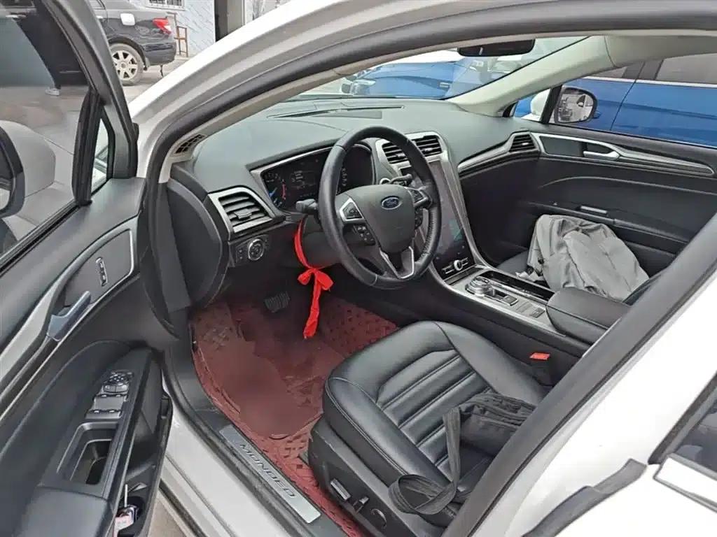 2020 Ford Mondeo EcoBoost 180 Fashion Edition — миниатюра 16