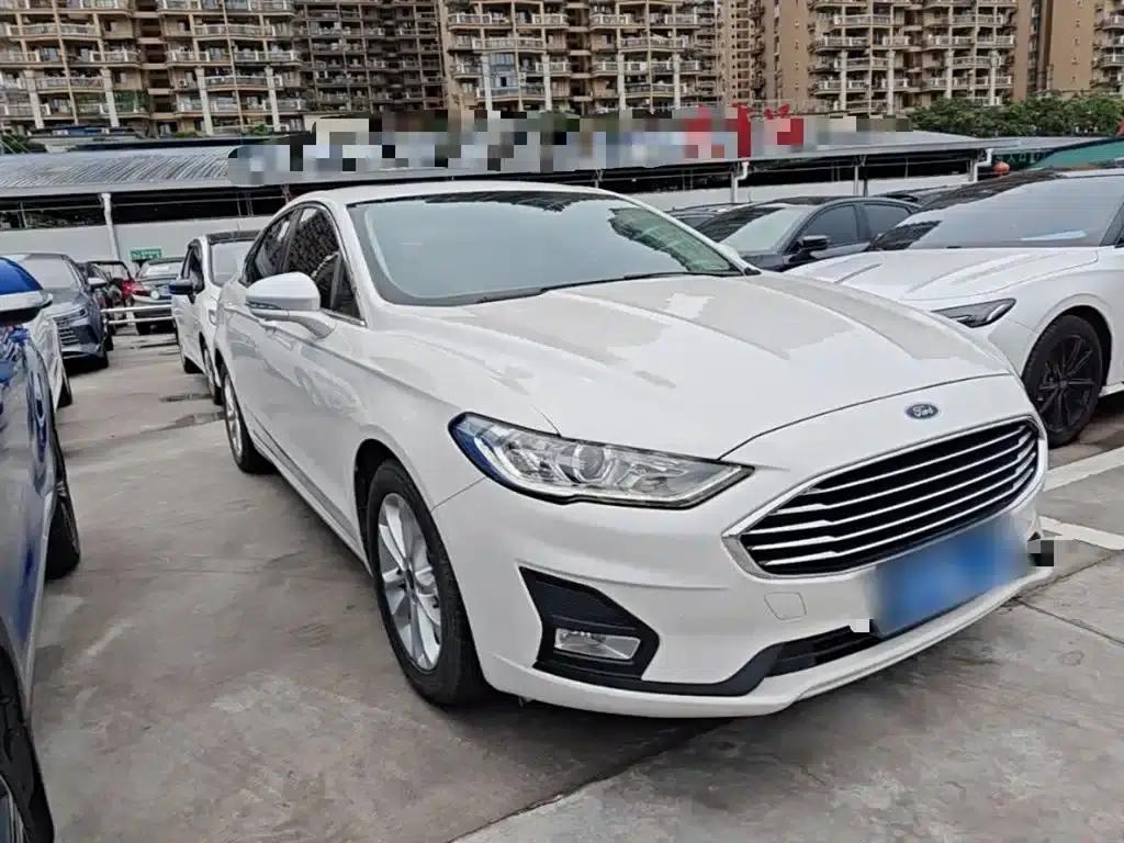 2020 Ford Mondeo EcoBoost 180 Fashion Edition — миниатюра 4