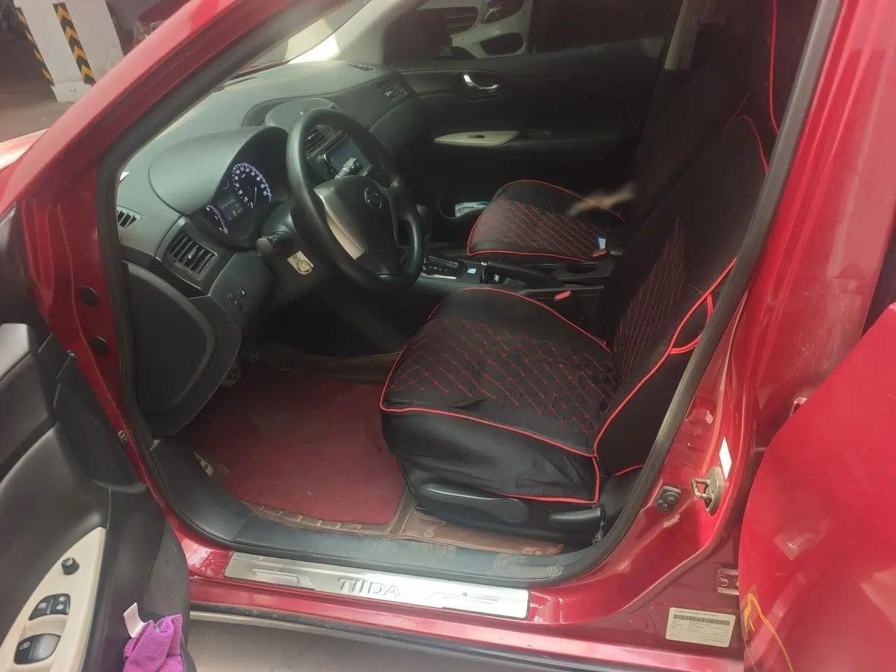 Nissan Tiida 2011 1.6L CVT Smart Version — миниатюра 16