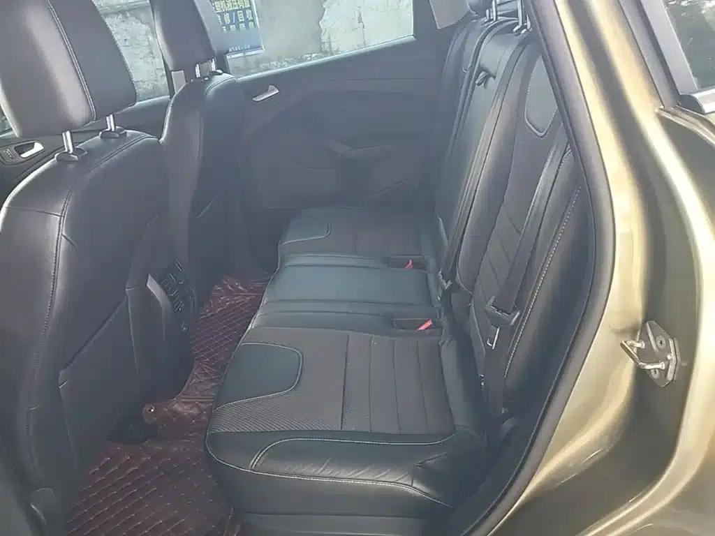 Ford Kuga 2015 1.5L GTDi 2WD Fashion Edition — миниатюра 17