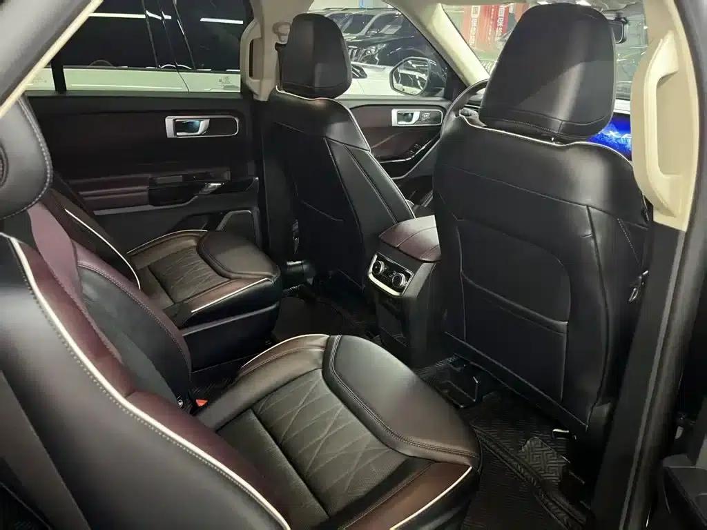 2023 Ford Explorer EcoBoost 285 AWD Titanium Edition (6-seater) — миниатюра 17