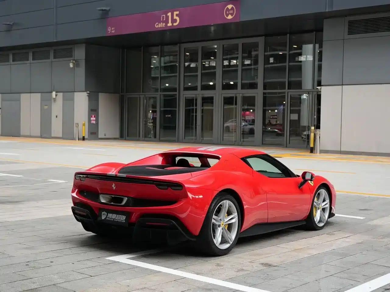 Ferrari 296 2021 3.0T V6 GTB — миниатюра 7