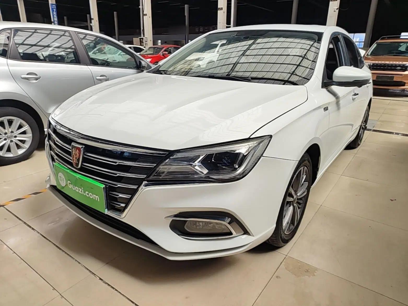 Roewe i5 2019 1.5L Automatic 4G Connected Langhao Edition — миниатюра 1