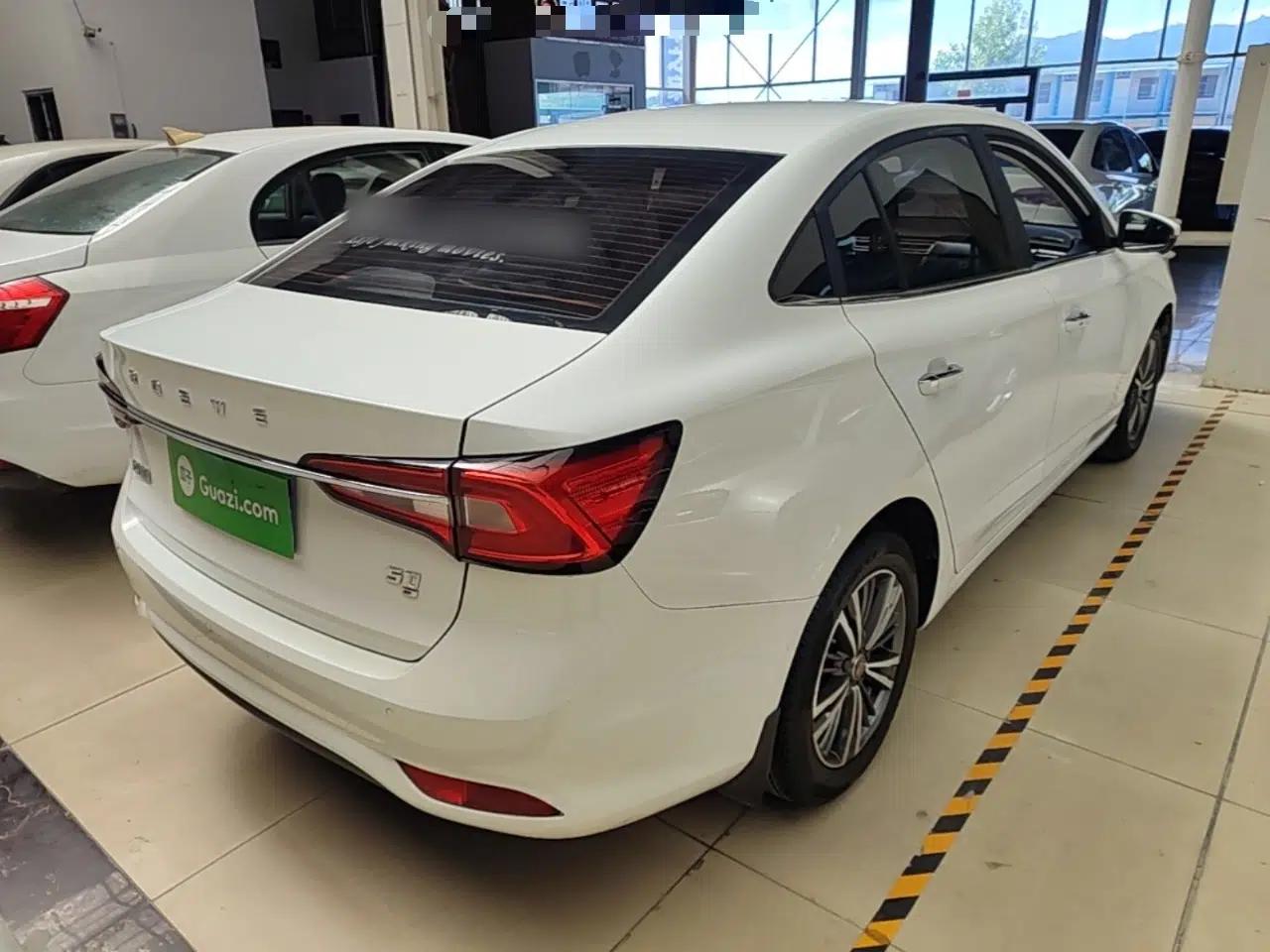 Roewe i5 2019 1.5L Automatic 4G Connected Langhao Edition — миниатюра 6