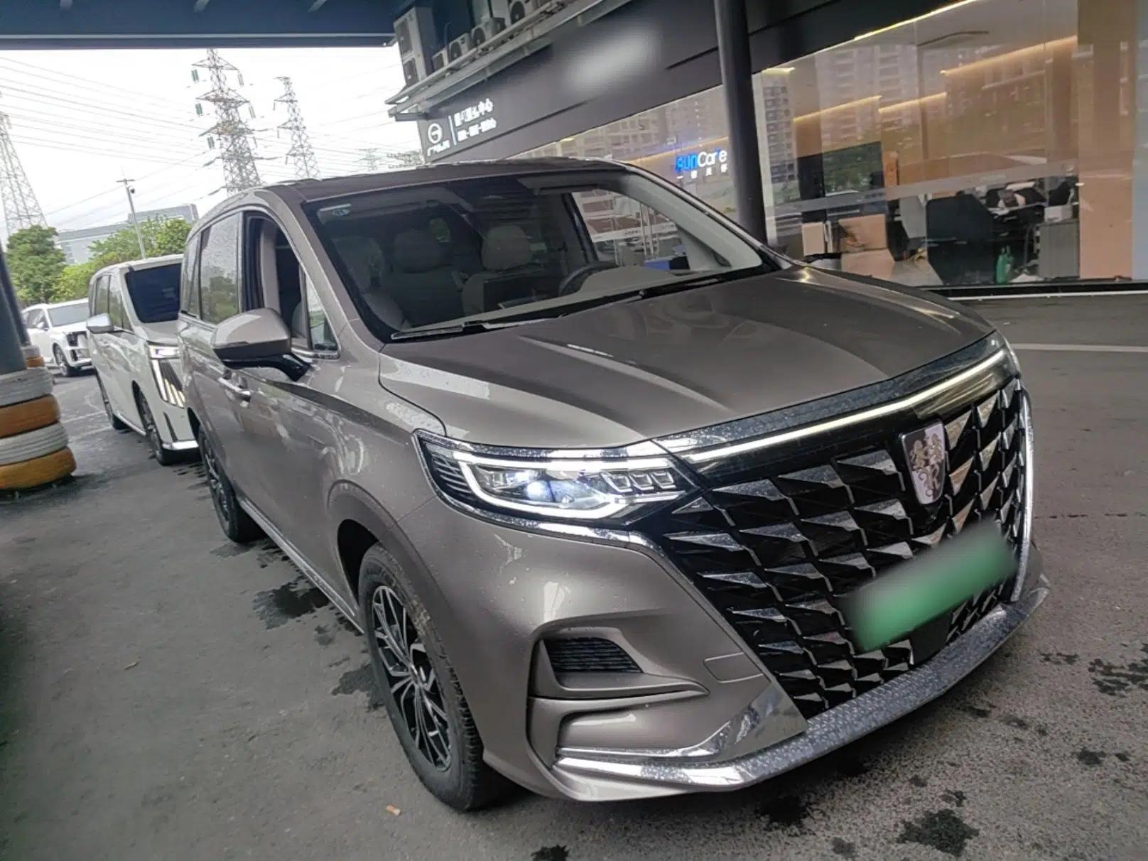 Roewe iMAX8 New Energy 2025 1.5T DMH Lu Zun Deluxe Edition — миниатюра 3