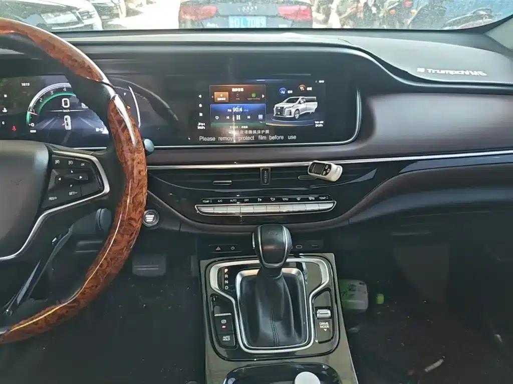 Trumpchi M6 2023 PRO 270T DCT Luxury Edition — миниатюра 13
