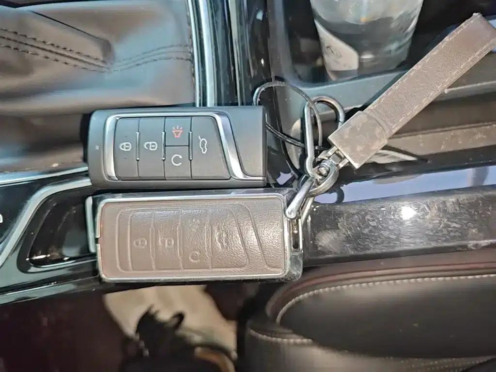 Trumpchi M6 2023 PRO 270T DCT Luxury Edition — миниатюра 9