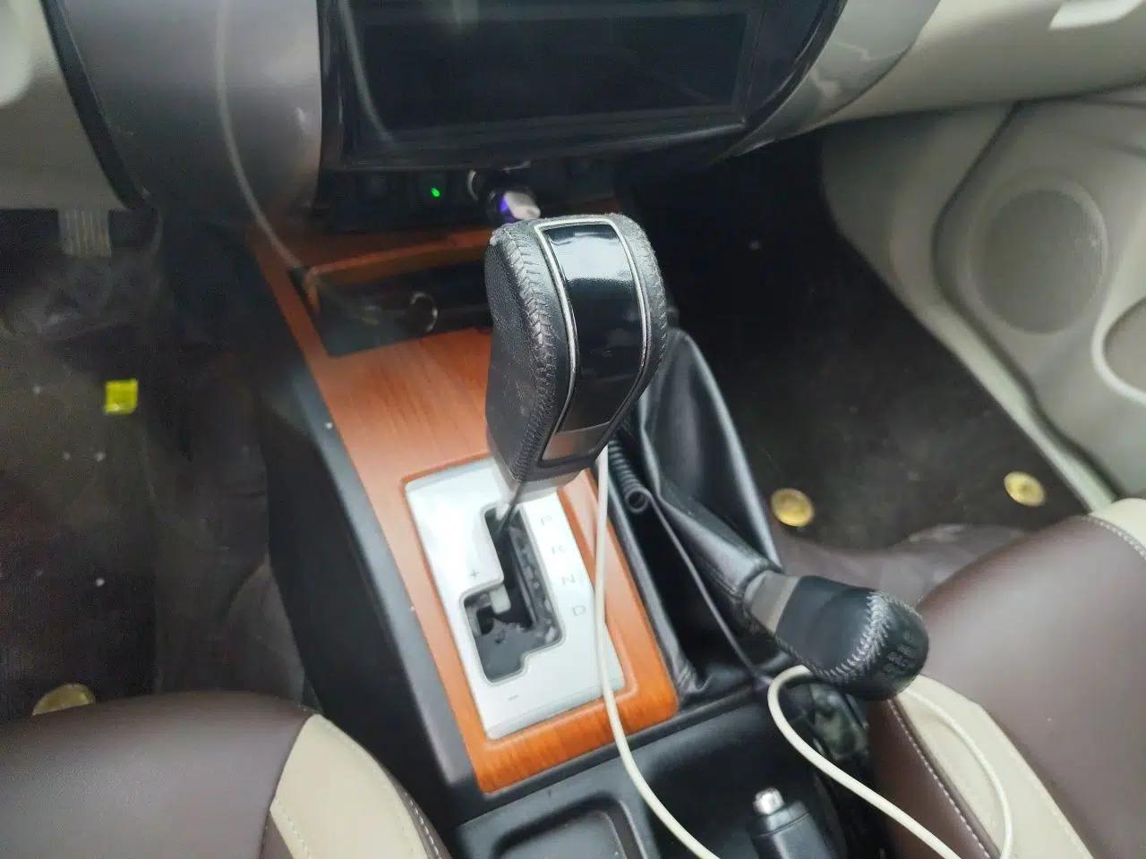 Mitsubishi Pajero Sport 2011 3.0L Sport Navigation Edition — миниатюра 14